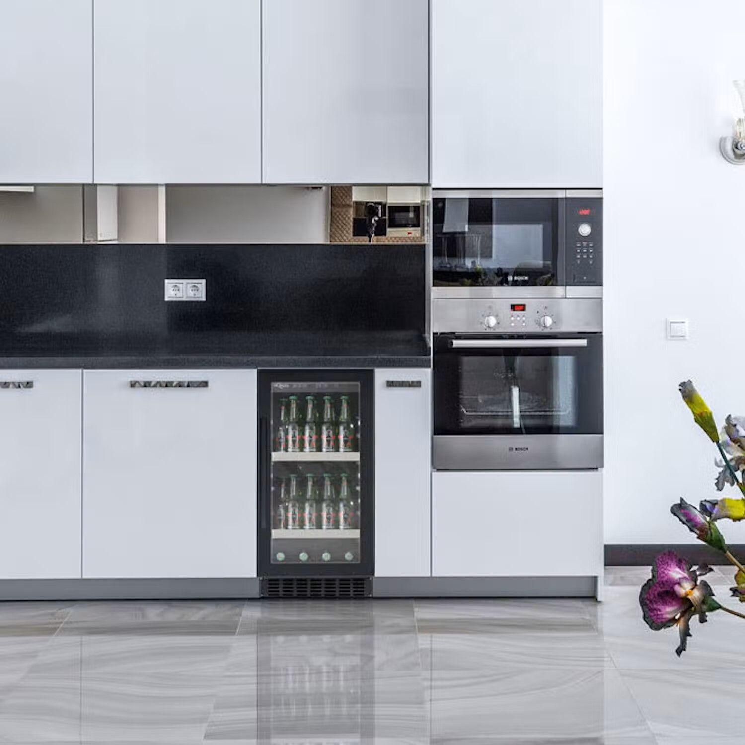 Samostojeći hladnjak za pivo BS40AB