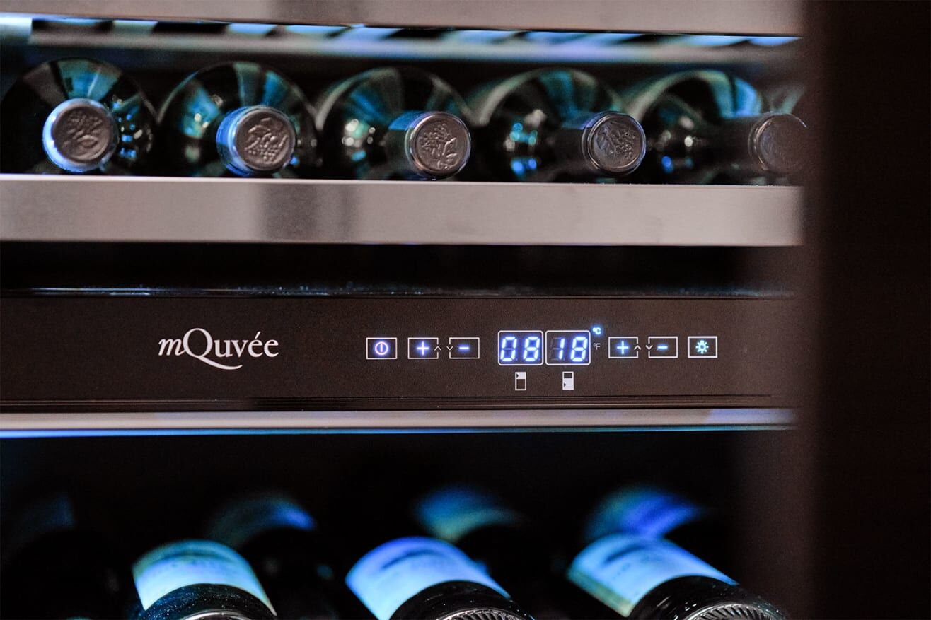 mQuvee Ugradbeni hladnjak za vino WineKeeper 25D Push-Pull