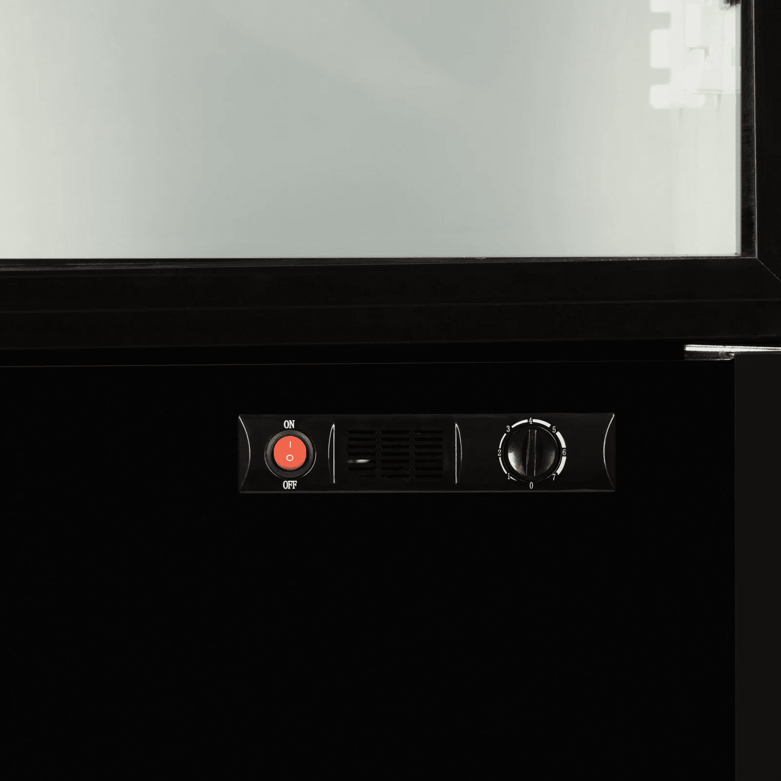 STARCREST SPS-211WH hldnjak za piće 218 L Crni