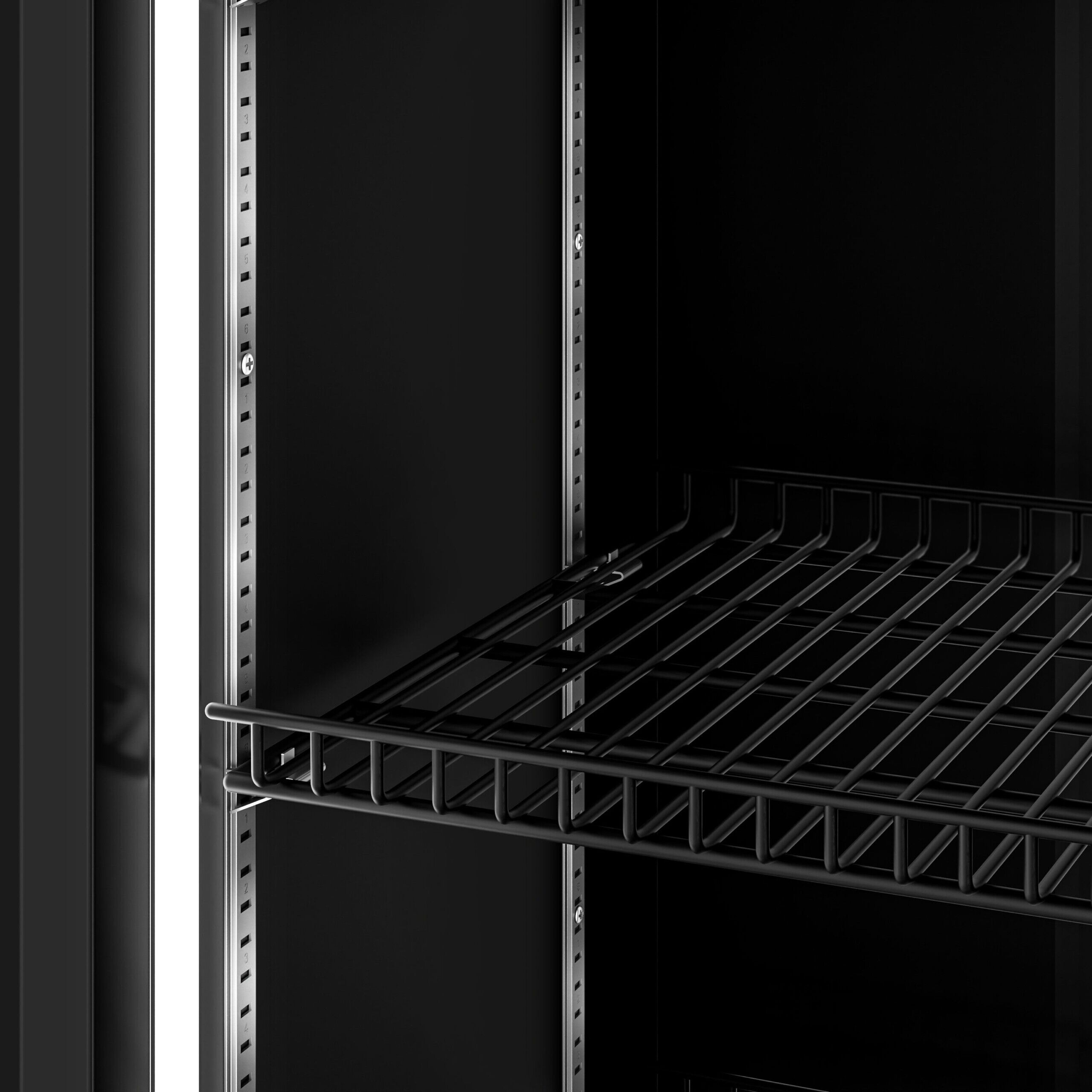 GGM Gastro GKS330N hladnjak za piće 330 litara